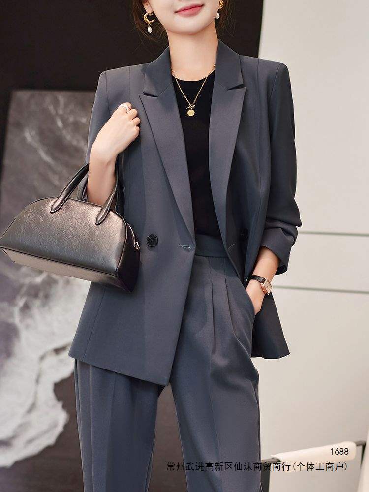Gray suit, female CEO interview formal wear, civil servant manager professional blazer, casual workwear, rayon.