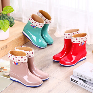 Women's Adult Mid-tube Rain Boots Fashionable Water Boots for Outer Wear with Cotton Velvet Kitchen Work Shoes Wear-resistant Non-slip Water Shoes