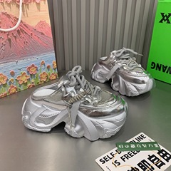 ヨーロッパの商品は超軽量です。