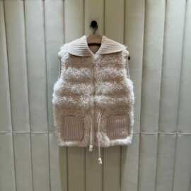 毒家现货原标鹅绒纯原品质蒙家新款女士羊毛混纺织片拼接羽绒马甲