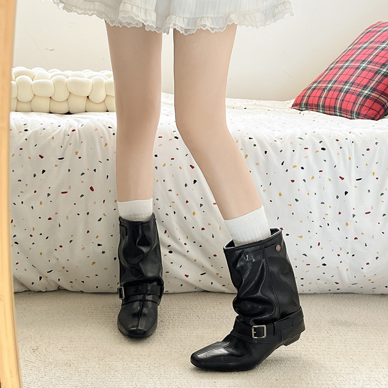Retro suede khaki autumn small design boots