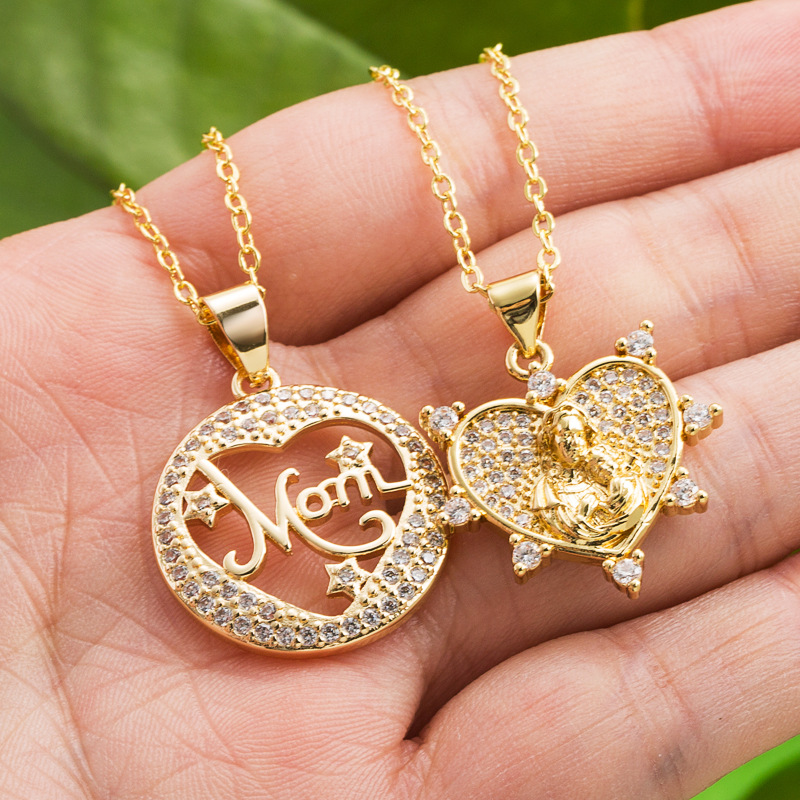 Fashion Mother's Day New Hollow Love Mom Pendant Brass Micro-inlaid Gold-plated Necklace display picture 6