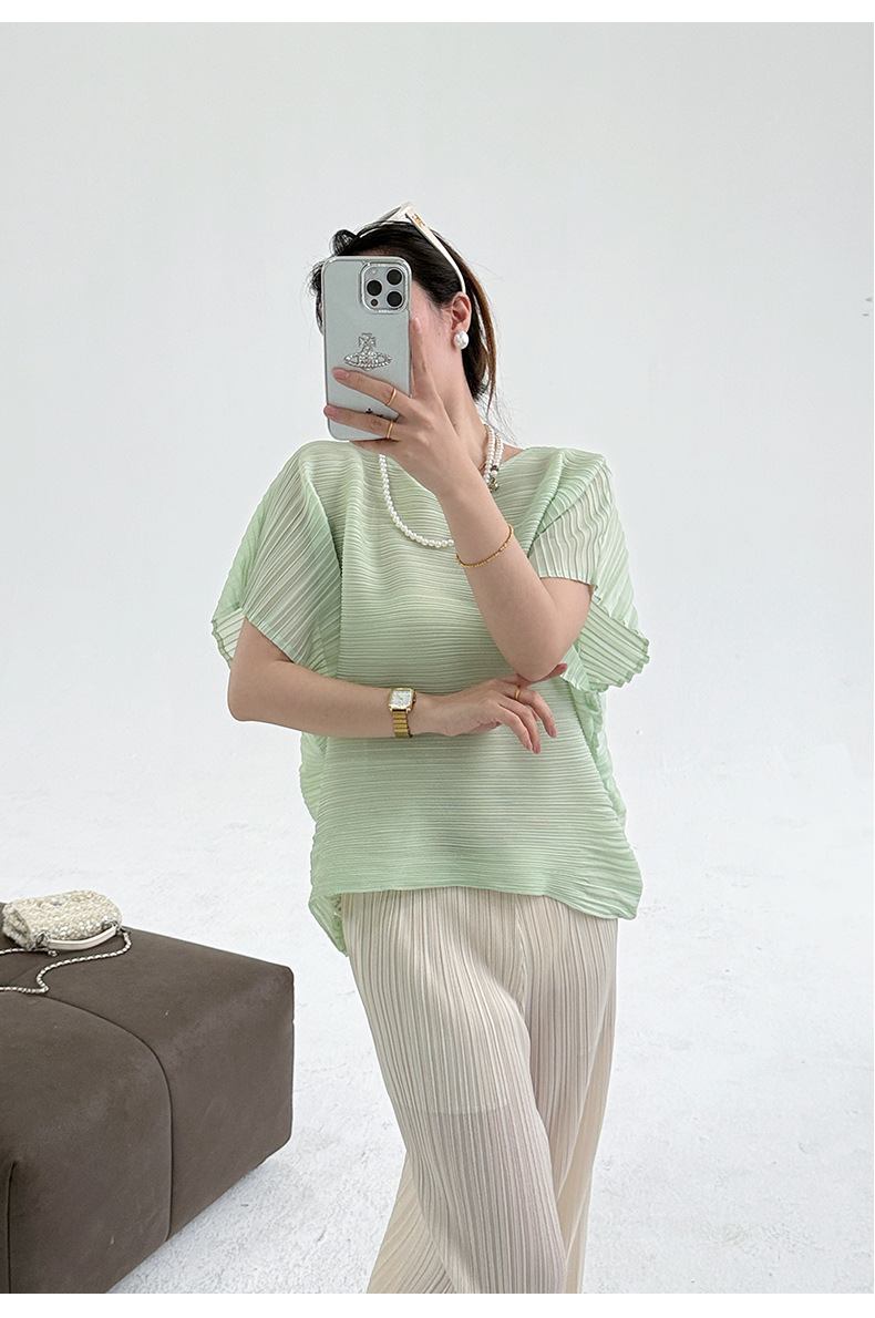 Áo thun nữ dáng rộng cổ tròn tay cánh dơi xếp ly lãng mạn kiểu Pháp — màu xanh nhạt chi tiết 8