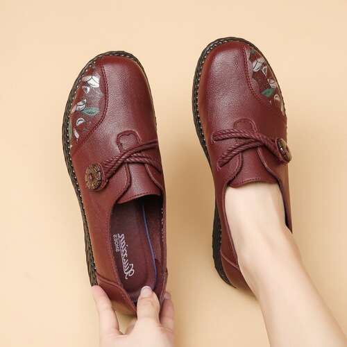 New spring and autumn mother's shoes soft-soled single shoes middle-aged and elderly women's shoes middle-aged and elderly comfortable runnyue leap month new leather shoes