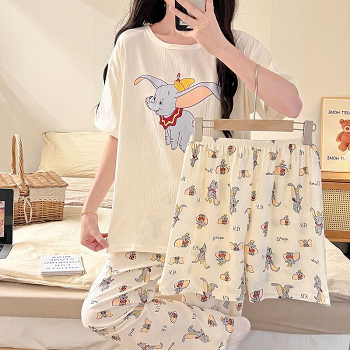 En nombre de la nube de algodón de tres piezas de verano nuevos pijamas de dibujos animados de mujer cuello redondo pantalones cortos de manga corta pantalones traje de servicio a domicilio