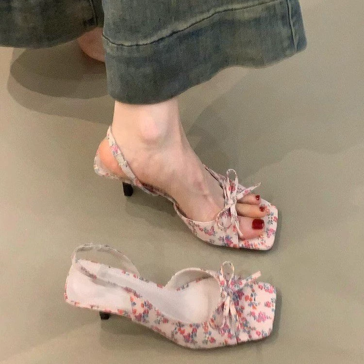 Женские босоножки в стиле французской феи, лето 2025, элегантные, с цветочным бантом, открытый носок, высокий каблук-шпилька