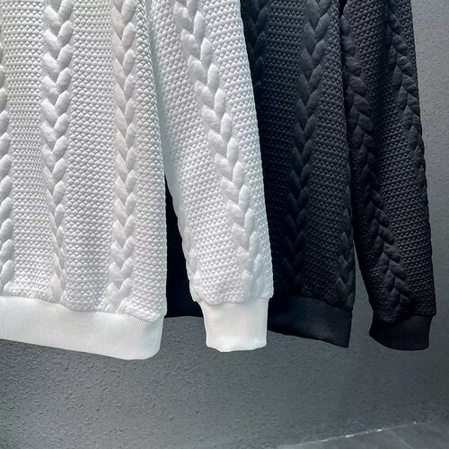 Men's Knit Round Neck Warm Sweater for Autumn and Winter