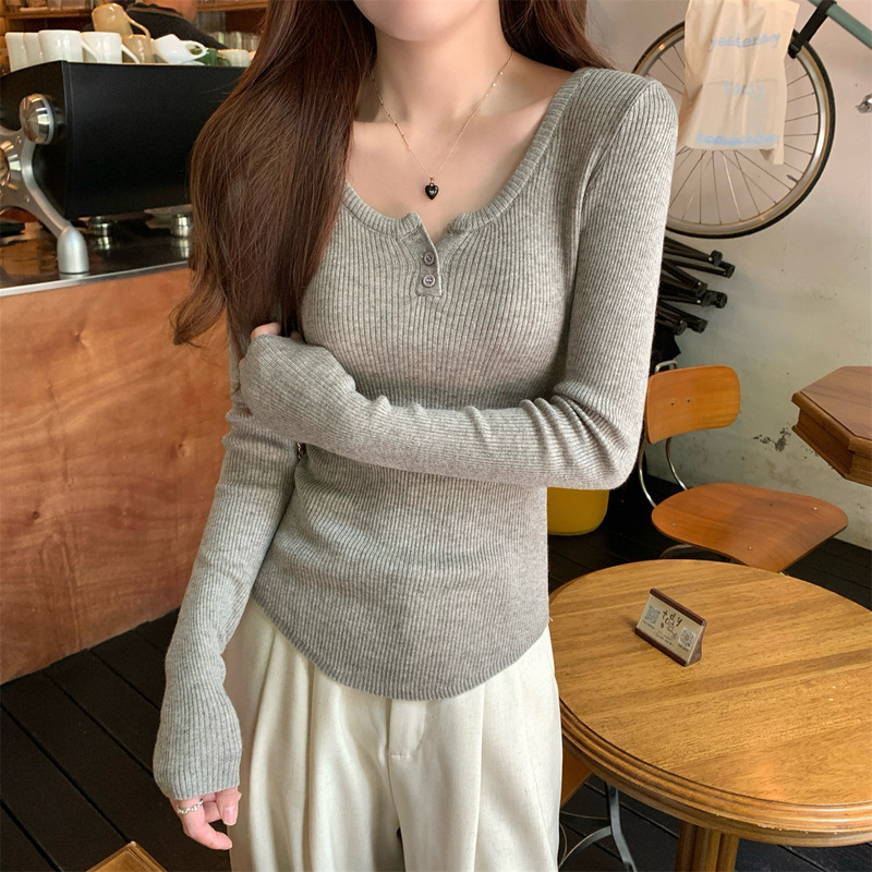 韩版修身圆领纽扣设计长袖针织衫女秋季2025新款纯色毛衣打底上衣|undefined