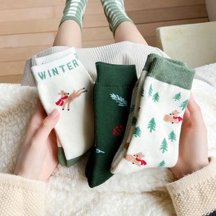 Winter Thickeneded Forest Green Elk Cartoon Embroider Japanese Style Terry Socks Wholesale Women's Socks Thickeneded Christmas Socks