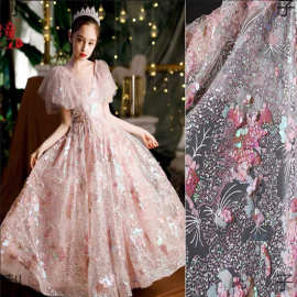 粉色幻彩亮片蕾丝网纱布创意刺绣面料裙婚纱背景设计师布料