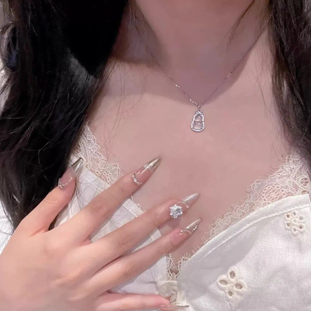 新中式蝴蝶结葫芦项链女款国潮时尚清新甜美白玉髓吊坠锁骨链