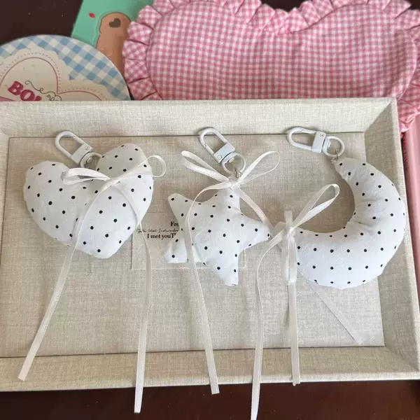 Korean-Style Fresh and Simple Black and White Polka Dot Moon Heart Five-Pointed Star Ribbon Keychain Backpack Pendant Versatile Accessory