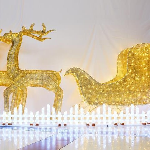 Led emisor de luz Reno trineo decoración de Navidad hierro trineo grande coche vacaciones decoración de la escena interior