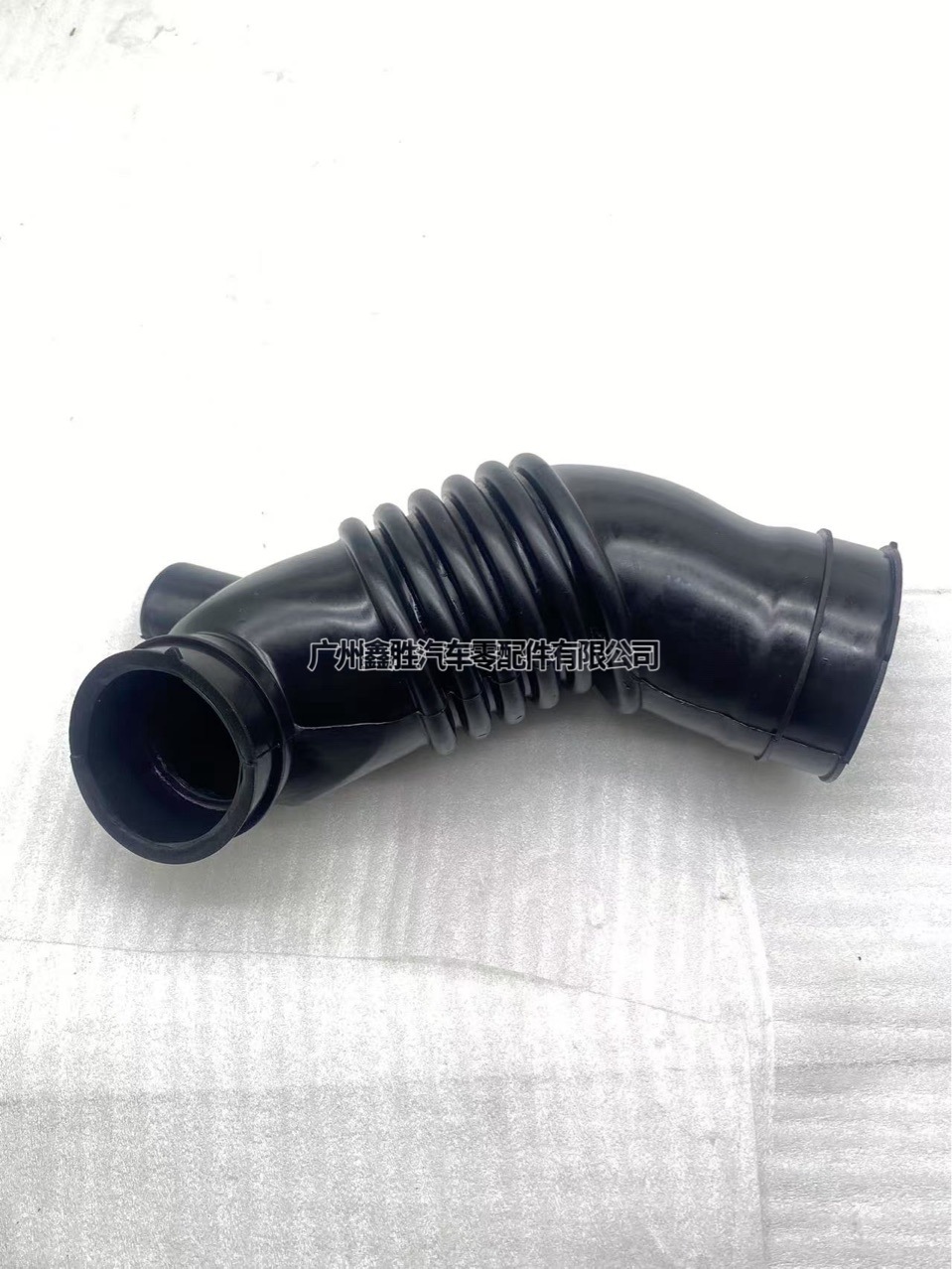 17881-0L050 0L051 Is Suitable for Toyota Hilux Vigo Air Intake Hose Kun25 Pickup Truck