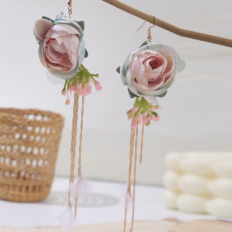 Korean Simple Long Tassel Fabric Flower Earrings display picture 4