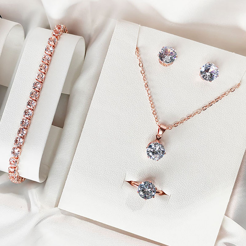 Leisure Gift Quartz Watch Five-piece Set Accessories Set