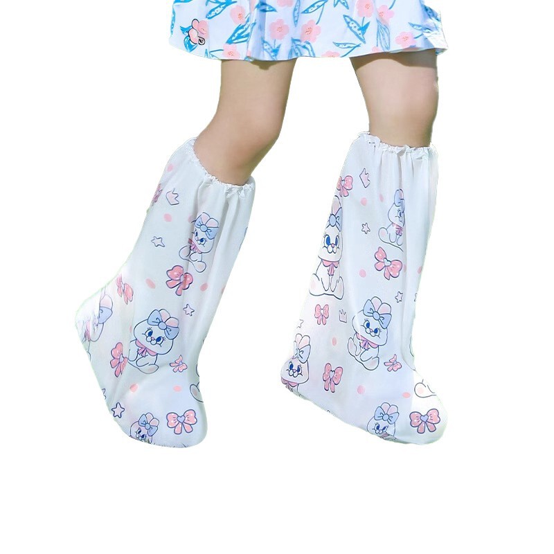 雨天一次性雨鞋套高筒加厚防滑儿童便携防水脚套学生通印花雨靴|undefined