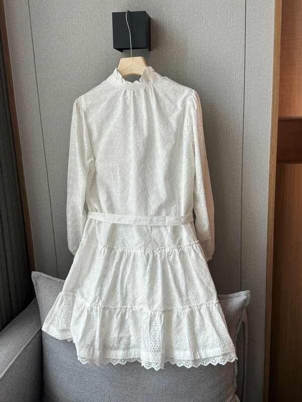 25秋季新款女士气质减龄宽松系带重工蕾丝镂空连衣裙短裙0830j15|undefined