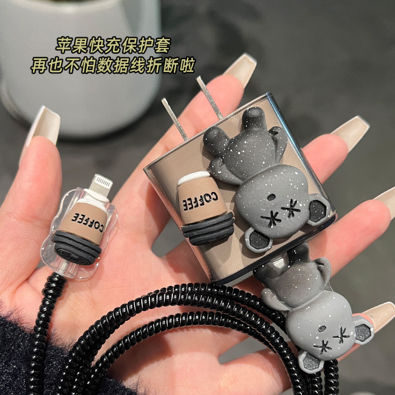 スポット卸売充電器保護カバーラッパーは、壊れを防ぐためにApple 20W充電器保護カバーに適応します。|undefined