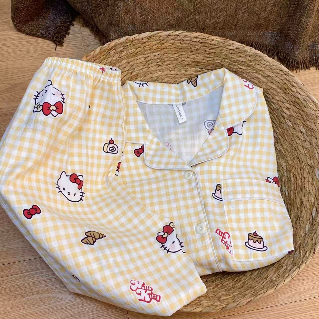 Al por mayor transfronterizo explosión con cojín de pecho primavera y otoño dulce nubes algodón pantalones de manga larga pijamas de niñas estudiantes set de ropa para el hogar