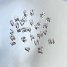 S925������ĸ����Ůins��羳ʱ������Ӣ����ĸDIY��Ʒ��׹������