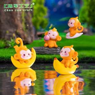 Micro-Landscape Creative Cute Little Monkey Catching the Moon Cute Gardening Landscaping DIY Decoration Accessories Mini Small Ornaments