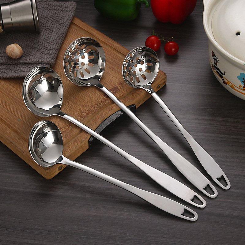 304 stainless steel hot pot colander, long handle, spoon, flat handle, exquisite large spoon, kitchen utensils wholesale