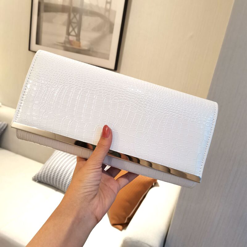 White Crocodile Handbag Evening Bag Shoulder Crossbody Banquet Cheongsam Evening Bag KTV Princess Bag Gift Bag