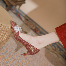 气质粗跟方头婚鞋女2023新款中式喜庆红色新娘鞋珍珠水钻高跟鞋