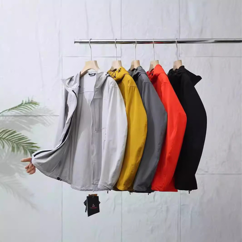 Waterproof Breathable Autumn Men's Outdoor Sports Soft Shell Hooded Jacket Coat Light Pressure Adhesive City Outdoor Series Men's Clothing