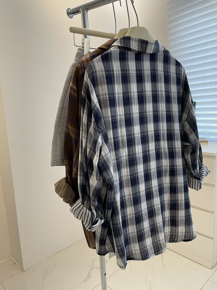 Áo sơ mi nữ dài tay vải gạc cotton hai lớp họa tiết kẻ sọc cổ điển dáng rộng — Kẻ sọc xanh (Bộ sưu tập mùa hè) chi tiết 16