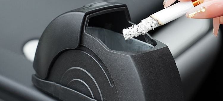 Unique car-mounted metal ashtray, anti-ash flying, 6-in-1 ashtray for car doors and interior, prevents ash from flying around, creative new design