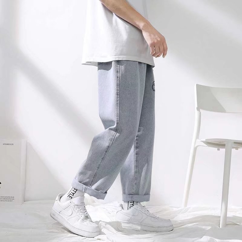 Jeans men spring and summer new straight leg loose Korean version of the trend of all casual nine point pants fashion brand wide leg daddy pants