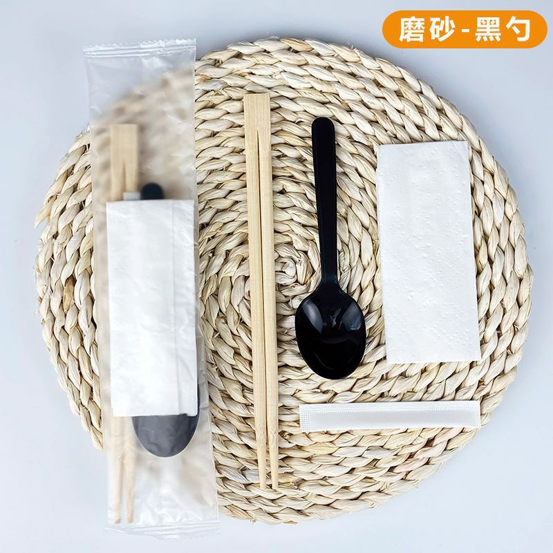 Tres conjuntos de palillos desechables cuatro conjuntos de comida rápida para llevar paquetes de cubiertos palillos comerciales cuatro en uno al por mayor