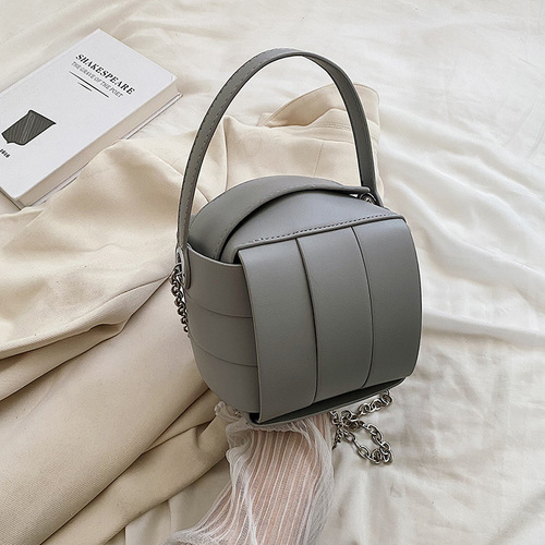 Cross-border Korean version women's  new woven small square bag Korean version splicing contrasting color chain shoulder bag for women