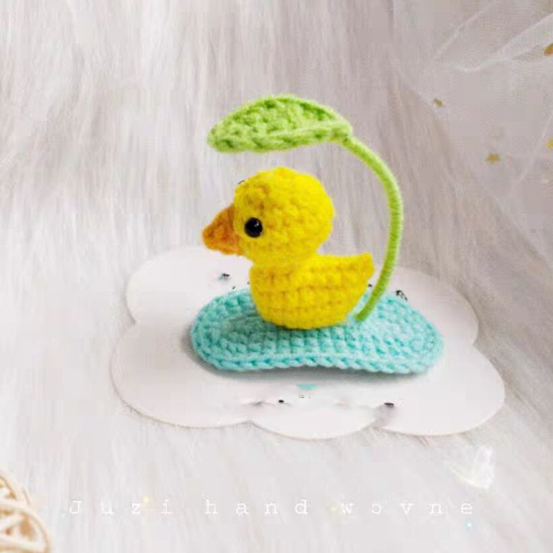 Leaf duck hair clip