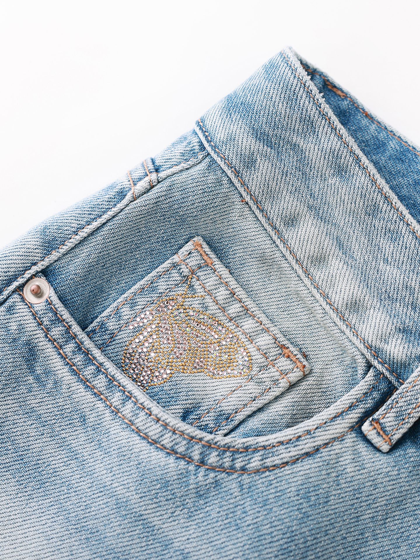 Quần jean nữ ống rộng cạp cao, chất cotton phối bướm đính đá và rách thủng — xanh lam
