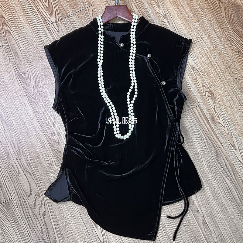 Velvet Diagonal Placket New Chinese Style Sleeveless Shirt Retro Flying Sleeve Top Women's National Style Button Modified Velvet Tang Suit