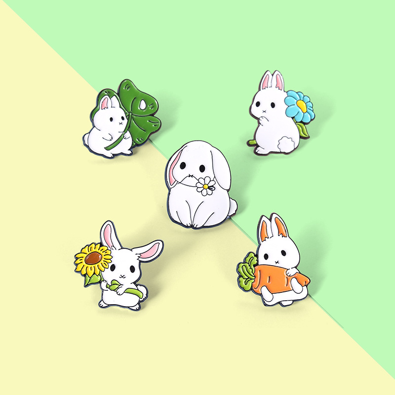 Creative Cartoon Cute Little White Rabbit Alloy Brooch display picture 4