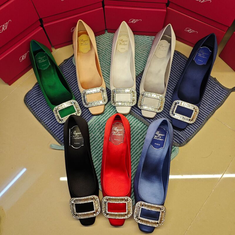 High-Quality Rv Rhinestone Square Buckle Chunky Heel Single Shoes, Mid-Heel Silk Satin High Heels, Women's Wedding Shoes with Genuine Leather Soles High-Quality Rv Rhinestone Square Buckle Chunky Heel Single Shoes, Mid-Heel Silk Satin High Heels, Women's Wedding Shoes with Genuine Leather Soles