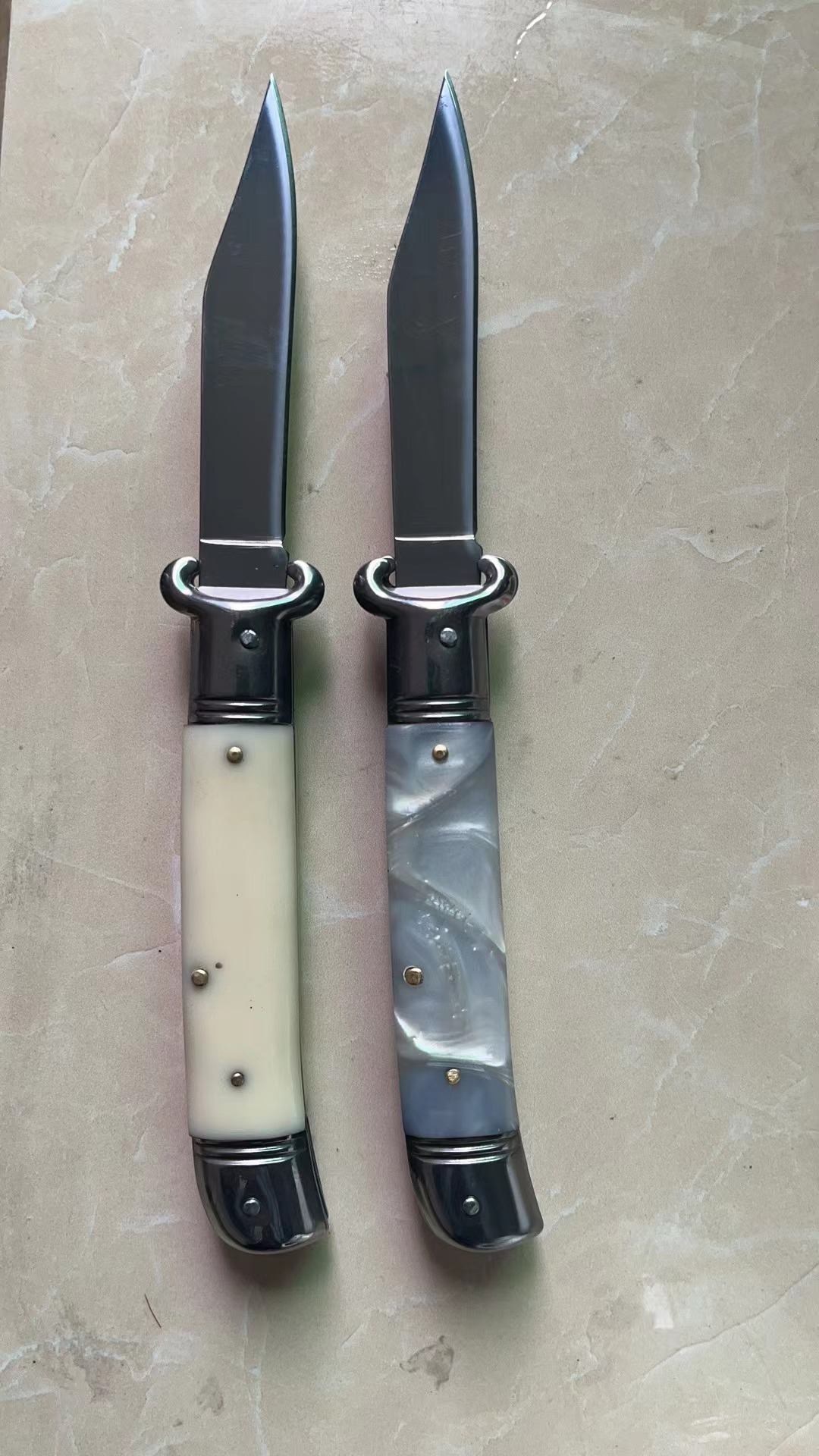 户外高硬度小刀 野外求生折刀 现货 便携折叠刀具 外贸