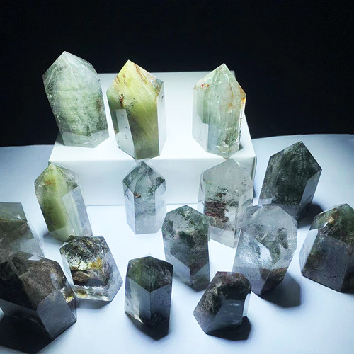 Donghai natural crystal six-sided single-pointed green ghost crystal column natural crystal raw stone polished crystal column wholesale