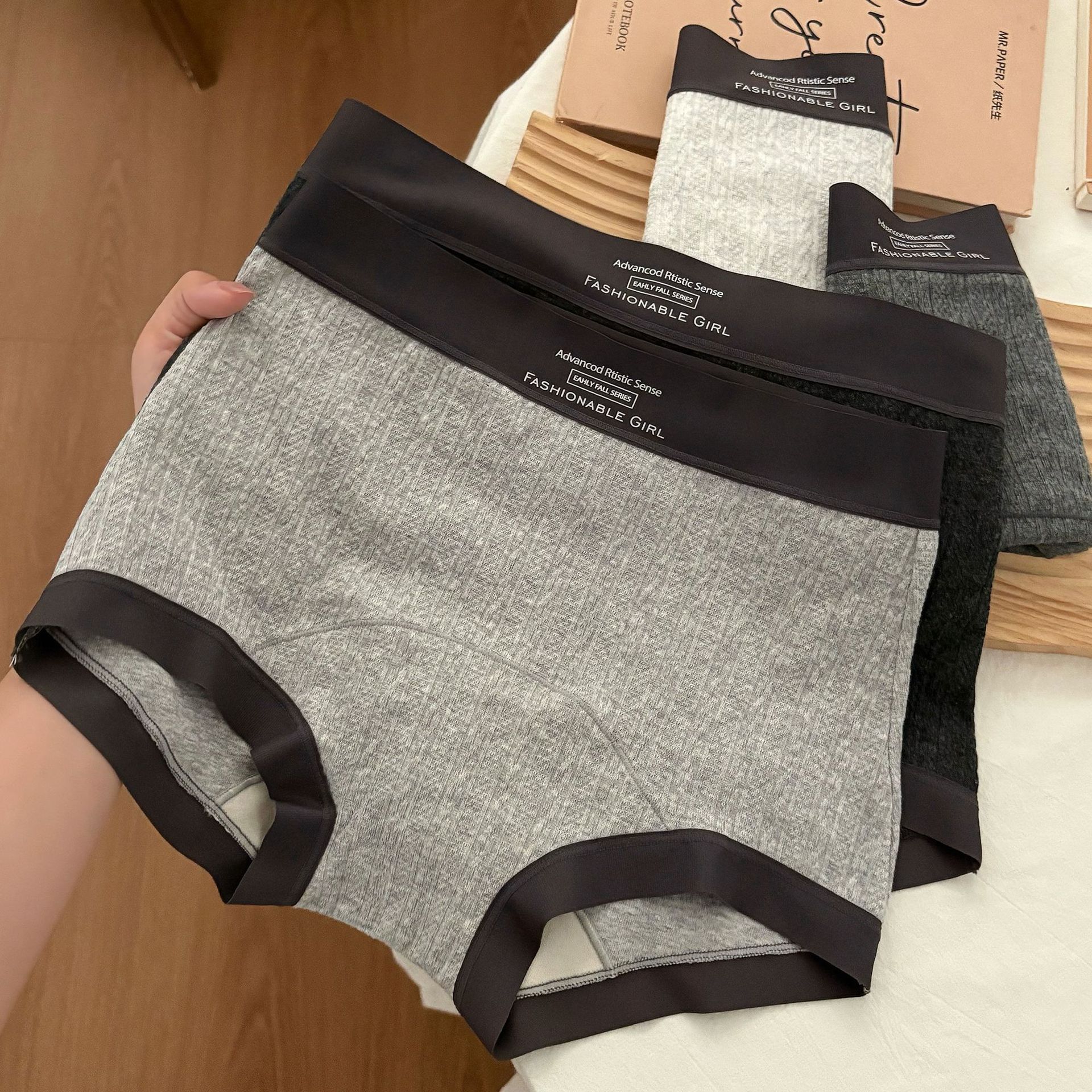 抹茶女孩格雷系秋冬磨毛少女平角两穿内裤A类婴儿棉中腰7A抑菌裆