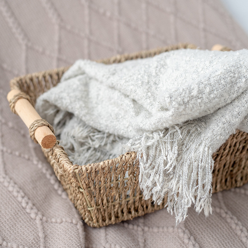 Cesta de almacenamiento de paja creativa escritorio cosméticos cesta de almacenamiento de artículos diversos cesta cuadrada de almacenamiento de aperitivos de juguete cesta de paja de mar