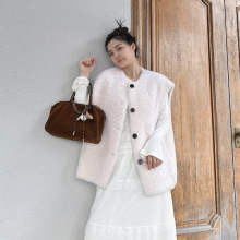 羊羔毛皮草马甲外套女颗粒绒气质简约羊剪绒秋冬款皮毛一体慵懒风