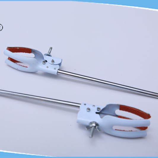 大量销售铁万能夹  中号喷塑 实验室分析仪器 现货供应