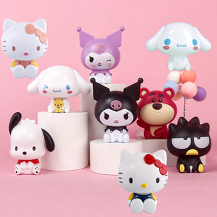 Plastic Big-Headed Cinnamon Dog, Pacha Dog, Melody Kuromi Strawberry Bear, Cool Penguin Cake Decoration