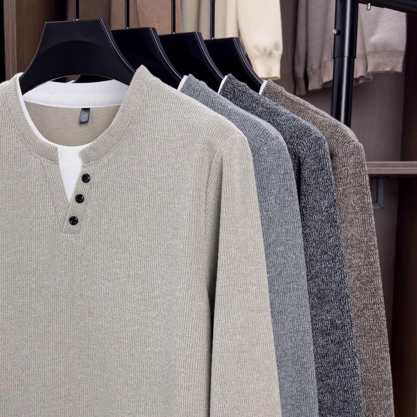 Autumn relaxed fit, old-money style patchwork sweatshirt, comfortable and heavyweight casual men's top