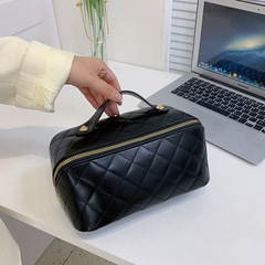 菱格刺繍糸新型化粧バッグ大容量化粧品高級感収納バッグ外出旅行ネット赤女洗面
