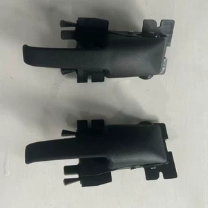 Ford Explorer üçün qapı tutacağı 3L2Z-7821818-AAA.